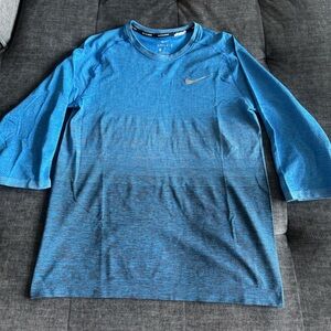 Nike Men’s Blue Gradient 3/4 Quarter Sleeve Dri-FIT Tee